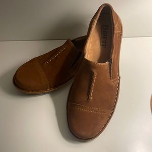 Born Man’s Suede NWOT Shoes Brown Slip-On Size 11